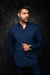 Chemise bleu marine à manches longues avec petits points bleu pâle, vue de face avec col ouvert pour homme par Au Noir