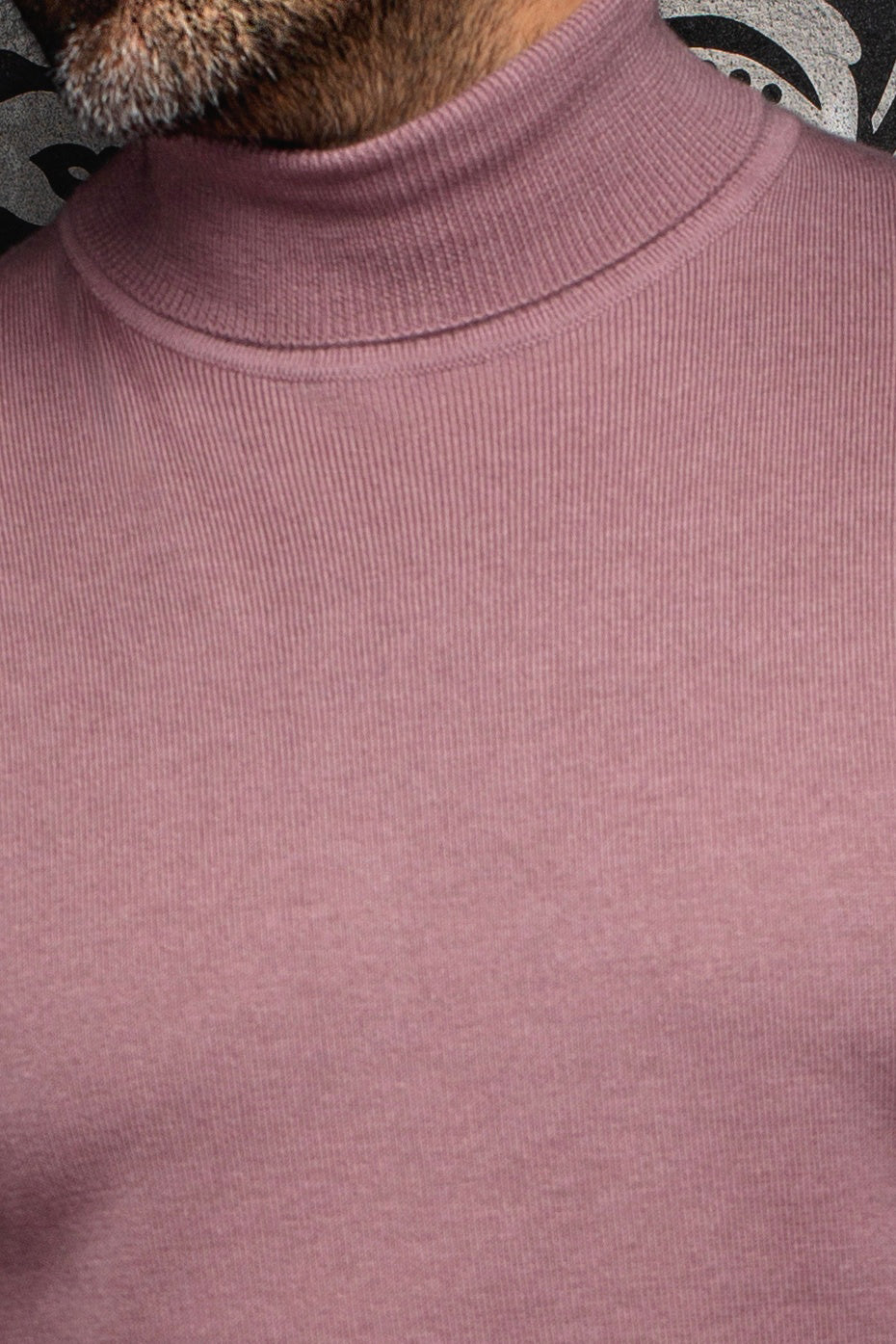 Chandail col roulé en laine mérino pour homme par Au Noir | ARKANES Bois De Rose | Machemise.ca, inventaire complet de la marque Au Noir