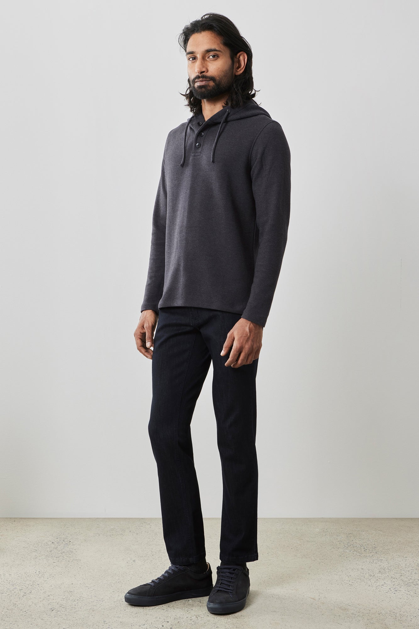 Chandail manches longues avec capuchon pour homme par Robert Barakett | Grenfell RB41482 CHARCL | Machemise.ca, vêtements mode pour hommes