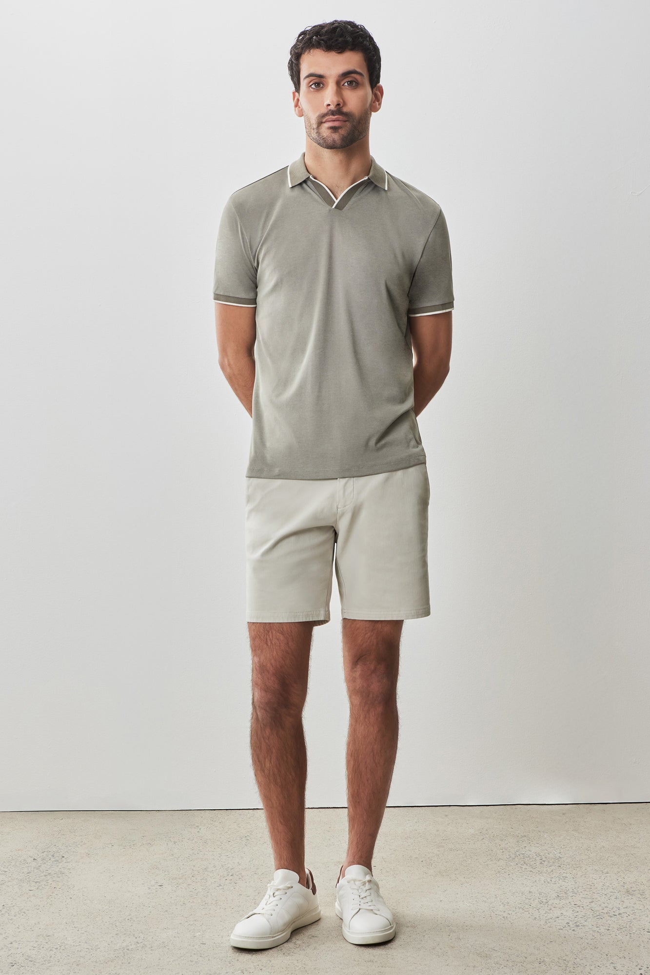 Polo à col ouvert pour homme par Robert Barakett | RB51080 Northpark Olive | Machemise.ca, vêtements mode pour hommes