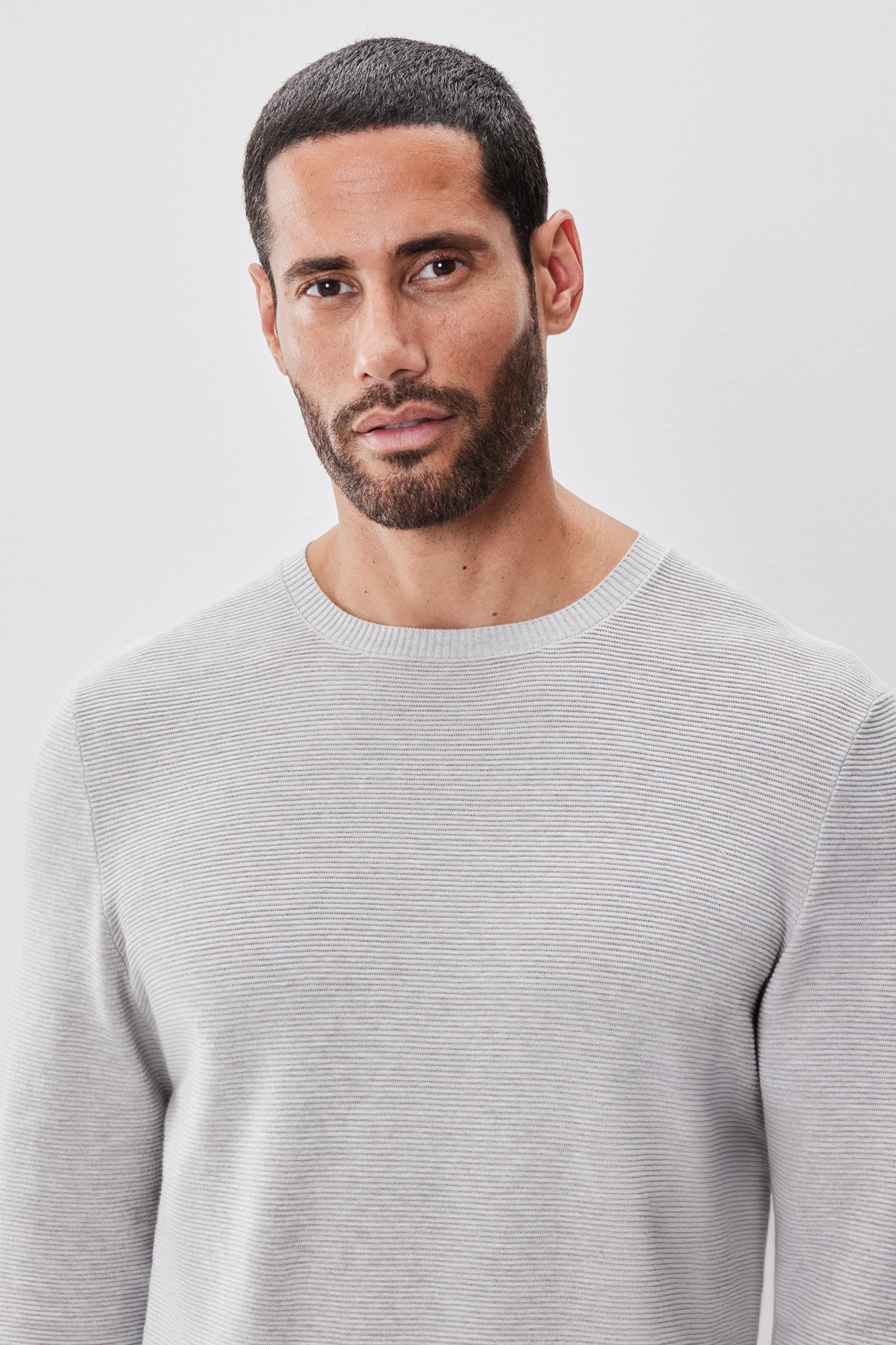 Chandail à manches longues col rond pour homme par Robert Barakett | Enrique RB52270 Gris Clair | Machemise.ca, vêtements mode pour hommes