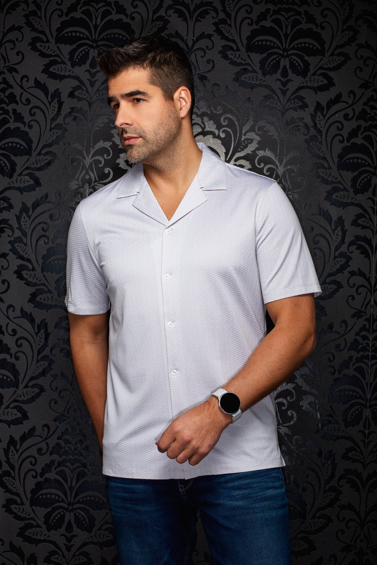 Chemise Performance à col ouvert pour homme par Au Noir | KAYANTA T Sable | Machemise.ca, inventaire complet de la marque Au Noir