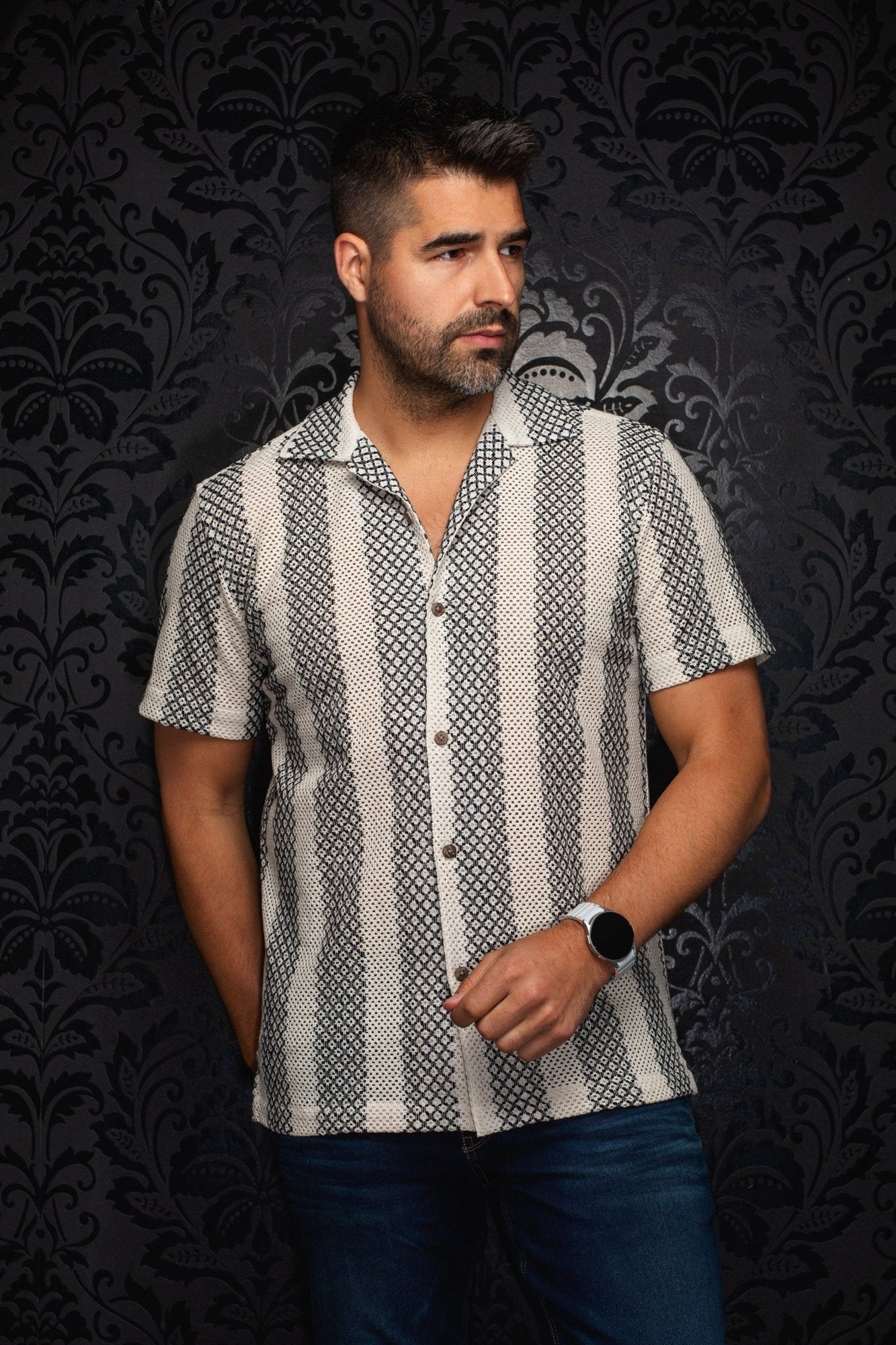 Chemise manches courtes à col ouvert pour homme par Au Noir | RAJ-T Crème | Machemise.ca, inventaire complet de la marque Au Noir