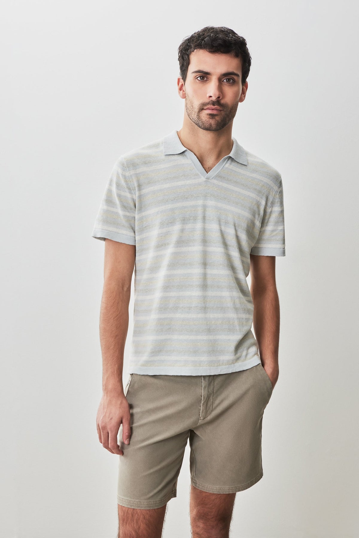 Polo col ouvert à manches courtes pour homme par Robert Barakett | RB51201 Lesko Olive | Machemise.ca, vêtements mode pour hommes