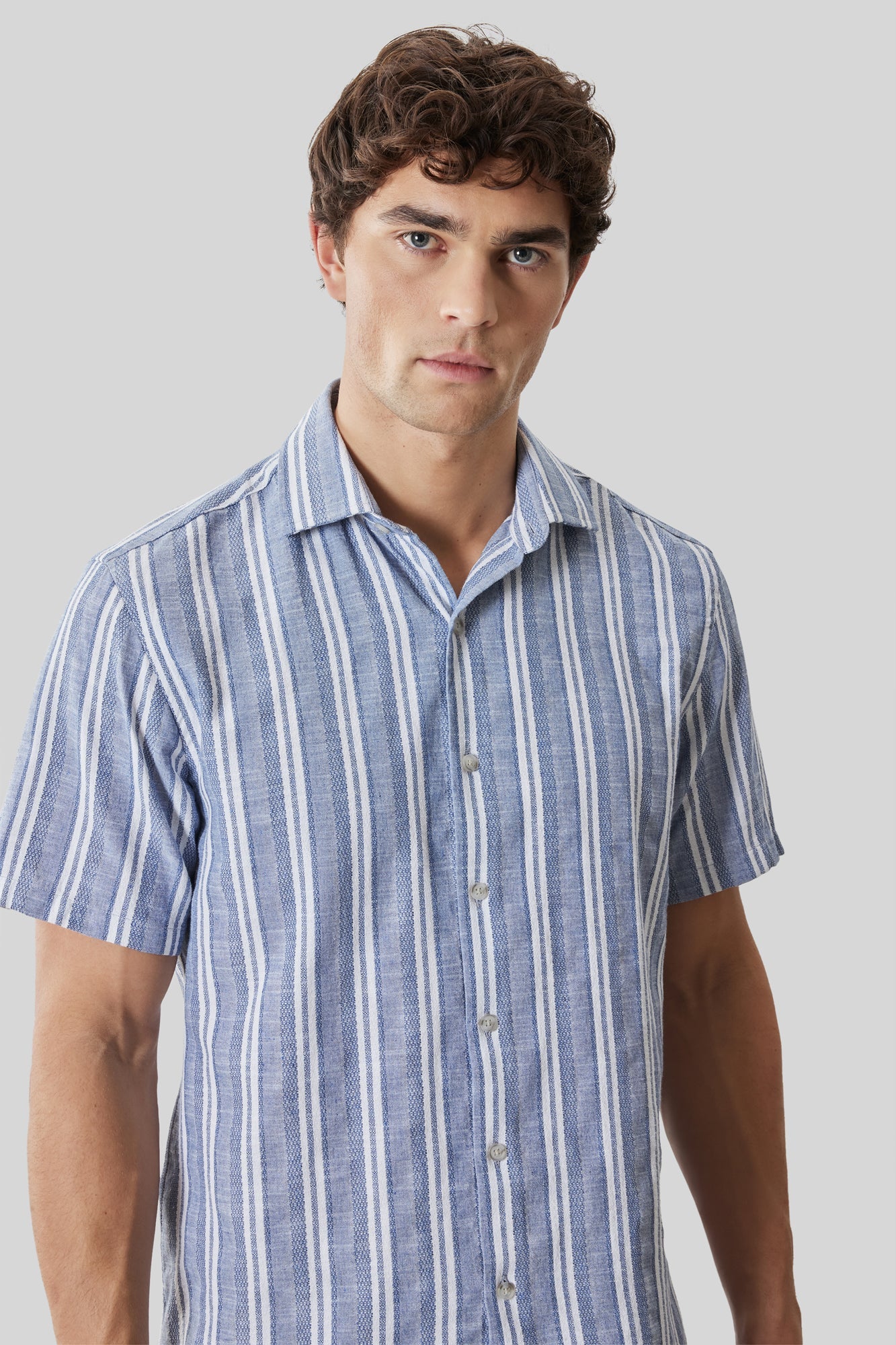 Chemise tissée pour homme par Robert Barakett | RB61150 Daiki Bleu Vintage | Machemise.ca, vêtements mode pour hommes