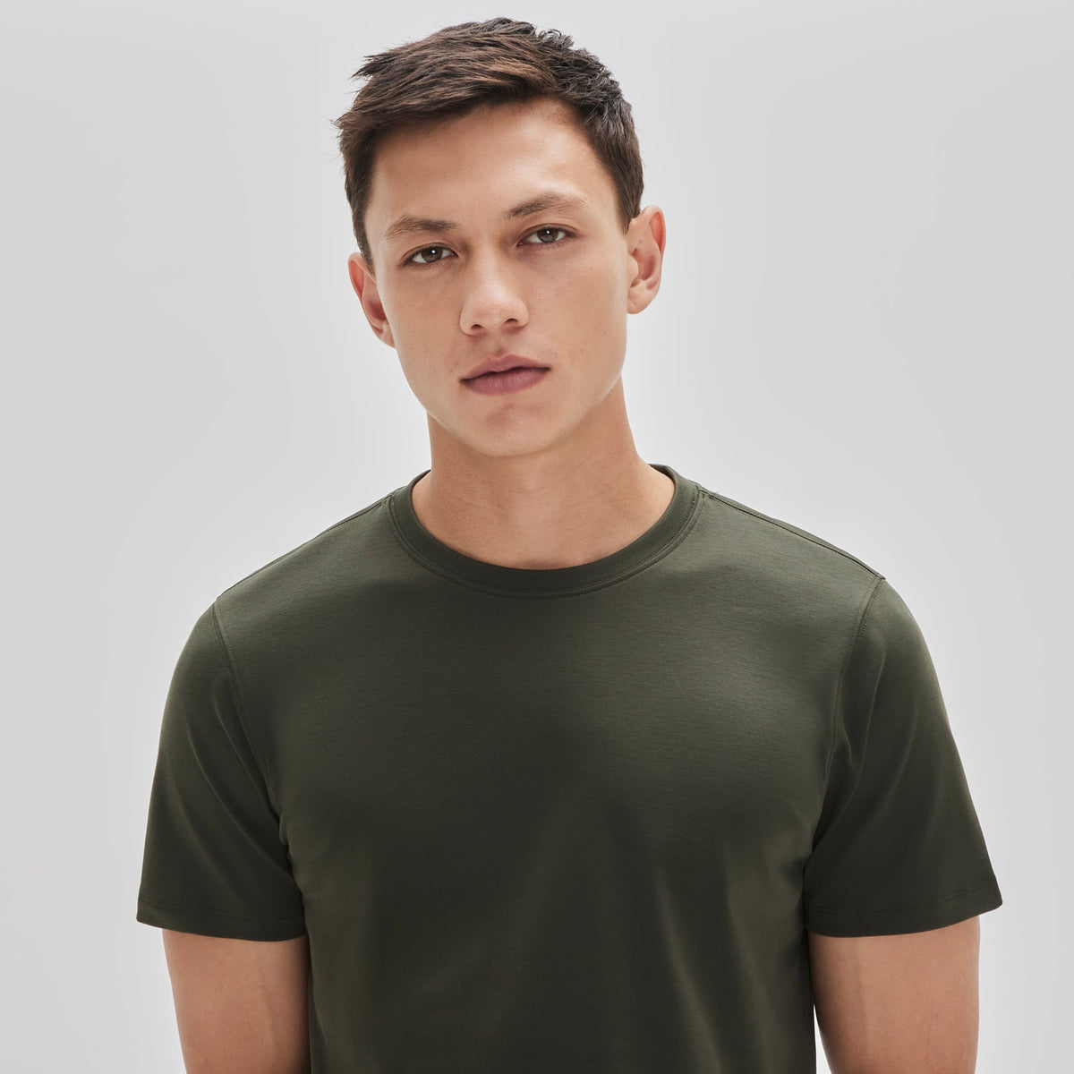 T-shirt col rond pour homme par Robert Barakett | Georgia 23336 OLIVE | Machemise.ca, vêtements mode pour hommes