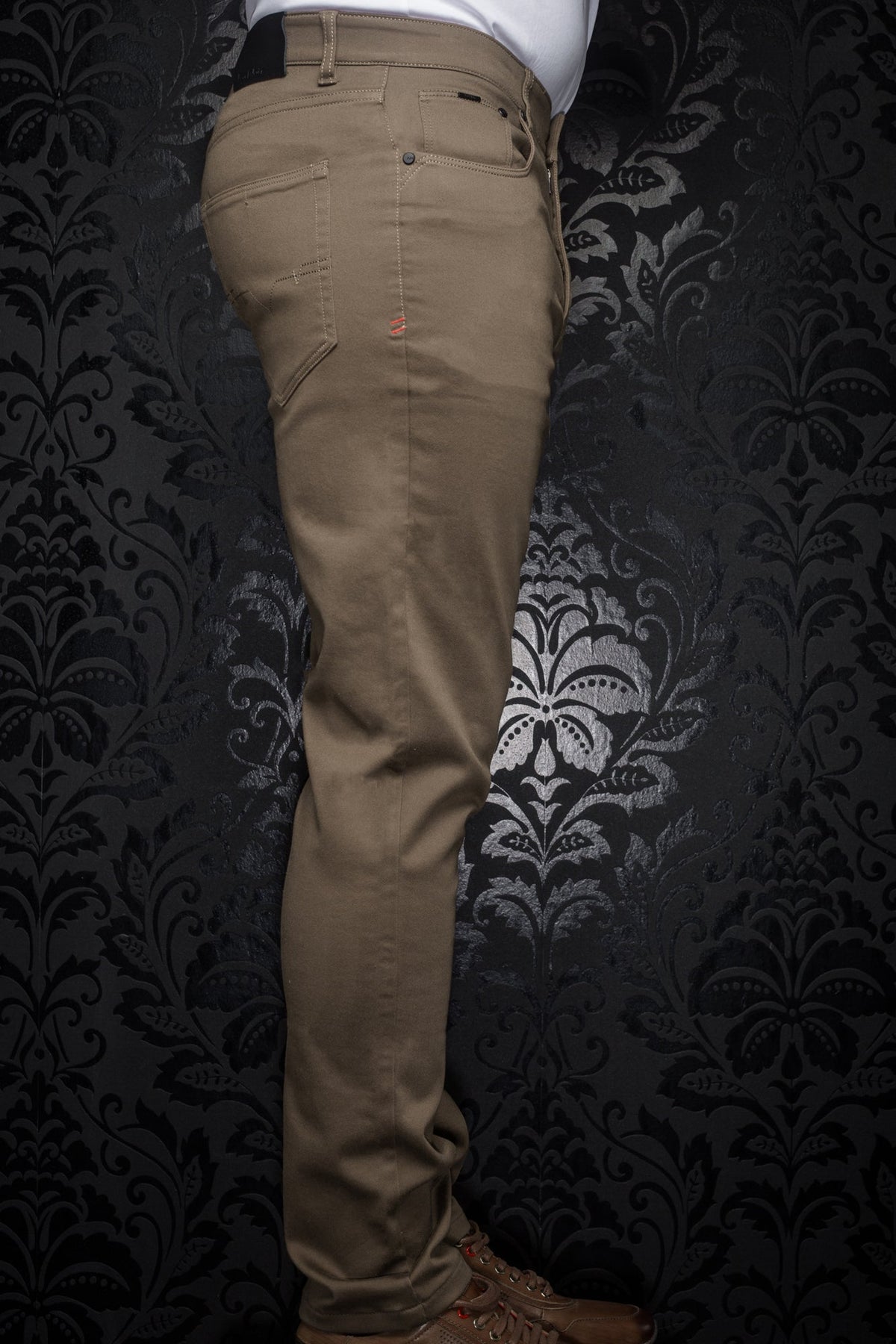 Jeans pour homme par Au Noir | JOHNNY-SKC Chameau | Machemise.ca, inventaire complet de la marque Au Noir