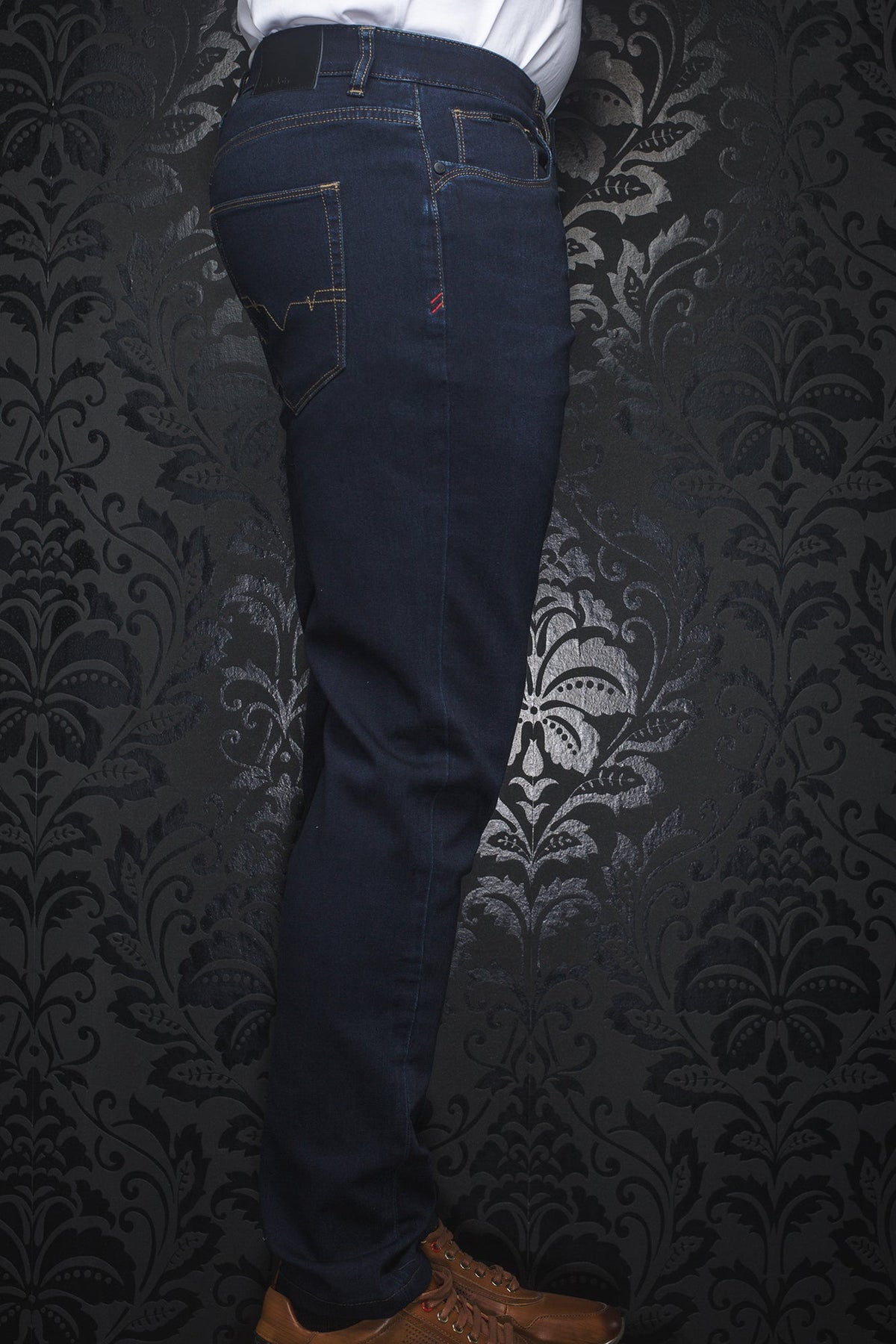 Jeans pour homme par Au Noir | JOHNNY-SRD Tokyo | Machemise.ca, inventaire complet de la marque Au Noir