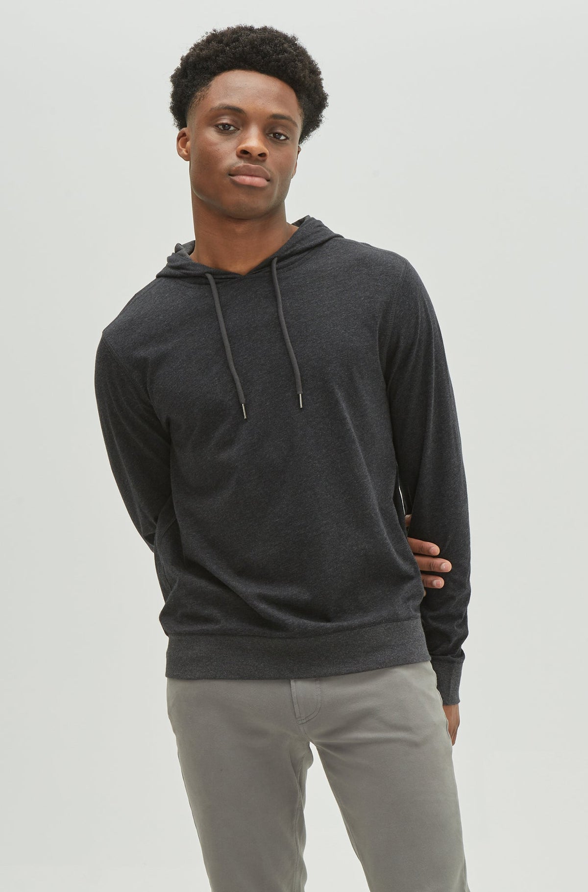 Coton ouaté pour homme par Robert Barakett | Mosley RB22047 ASPHALT | Machemise.ca, vêtements mode pour homme //\\ Men's Hoodie by Robert Barakett | Mosley RB22047 ASPHALT | Machemise.ca, fashion clothing for men